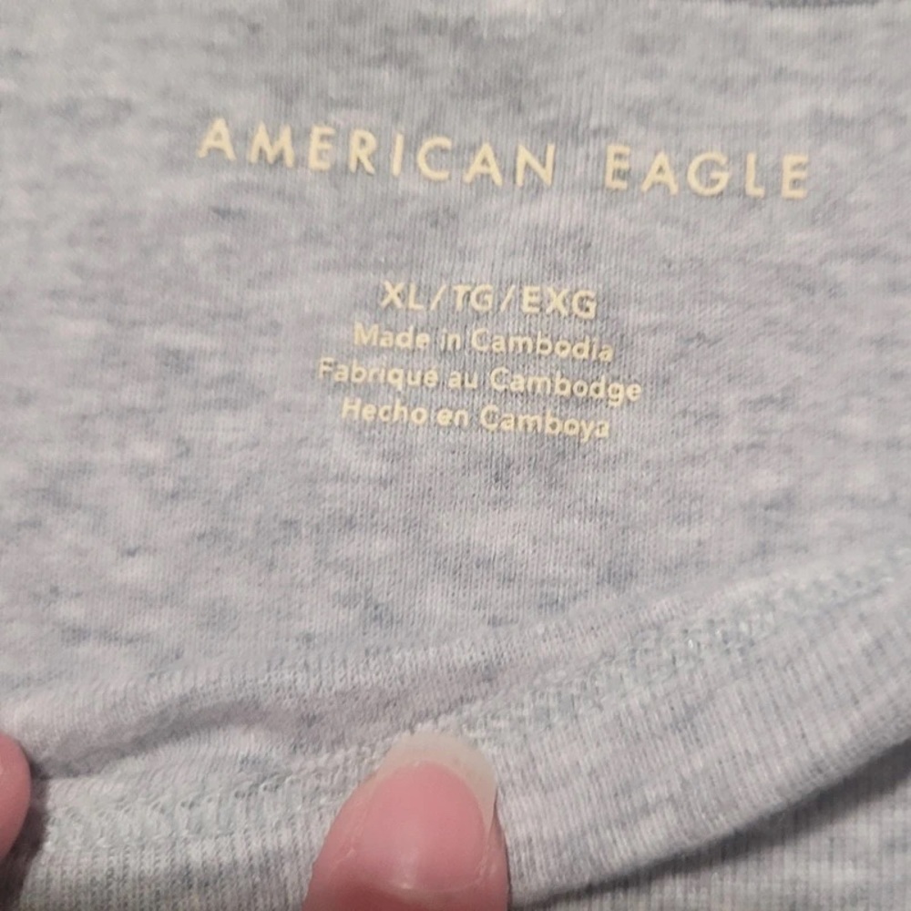American Eagle Outfitters Light Heather Gray Tee with Pastel Butterfly Row - Picture 2 of 4